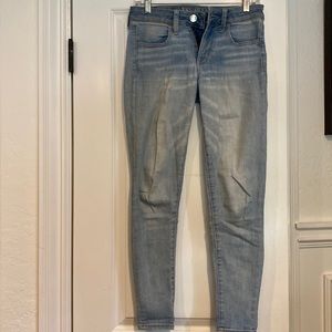 American eagle light wash crop jeans